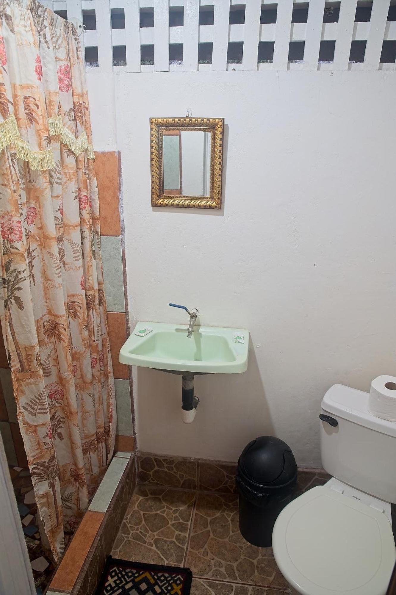 Mar Caribe PV Hotel Puerto Viejo de Talamanca Eksteriør billede